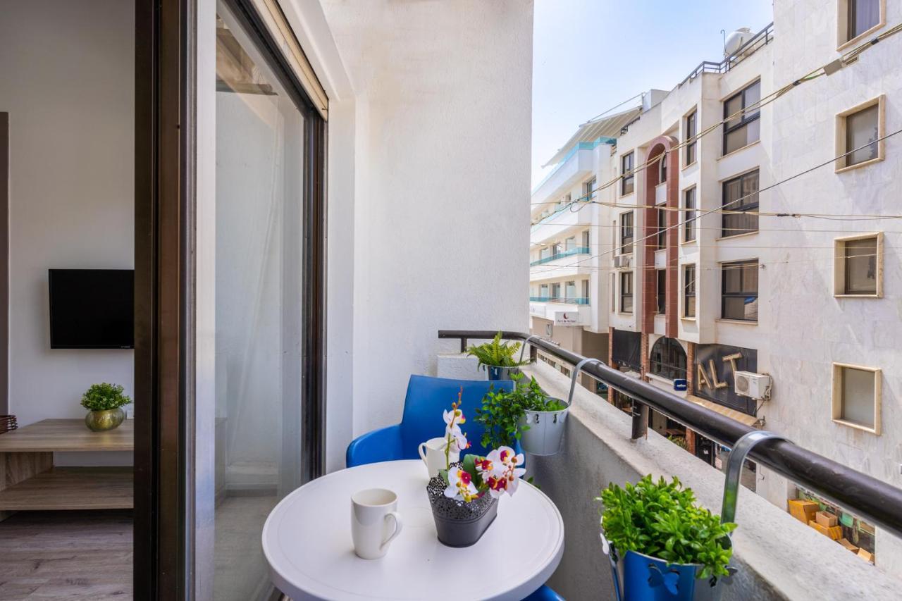 Eleni'S 1-Br Apt In Larnaca Center 外观 照片