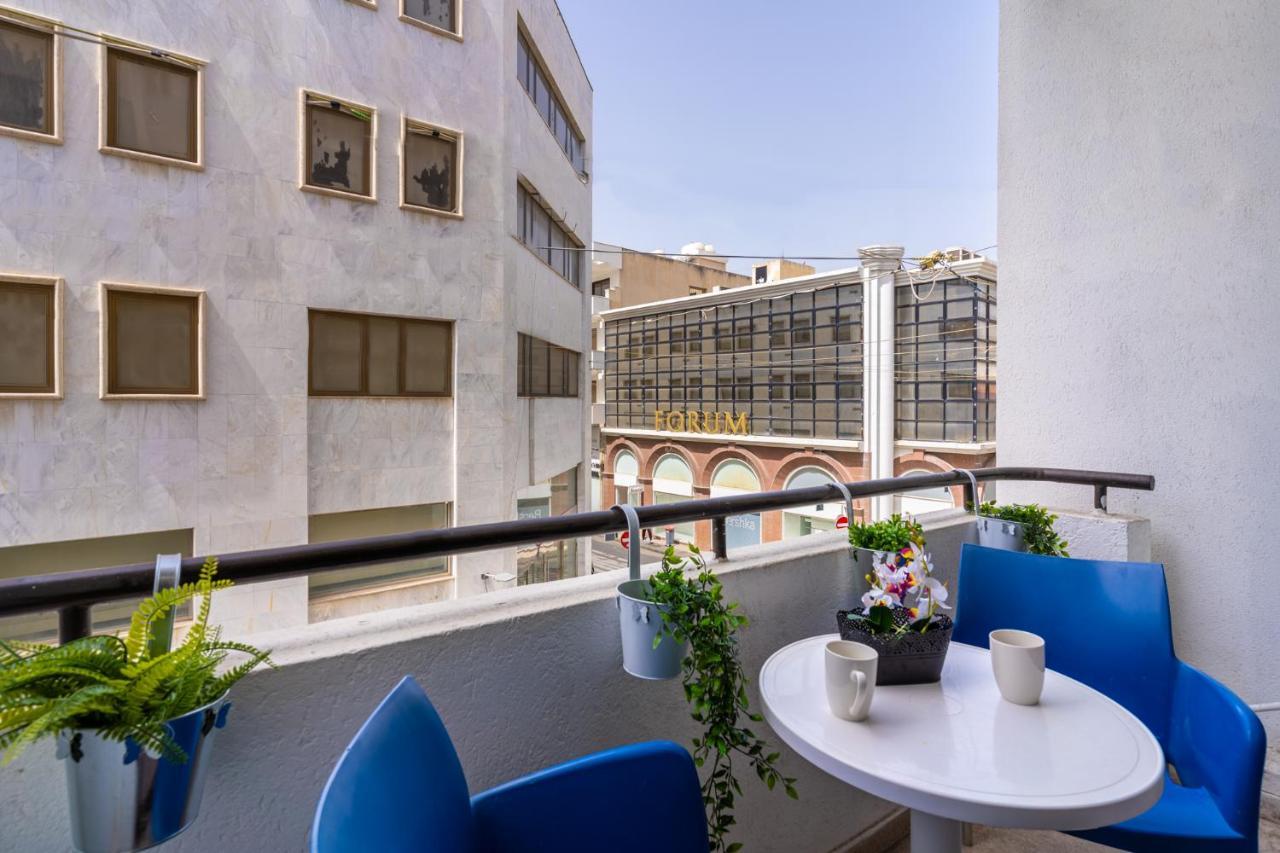 Eleni'S 1-Br Apt In Larnaca Center 外观 照片